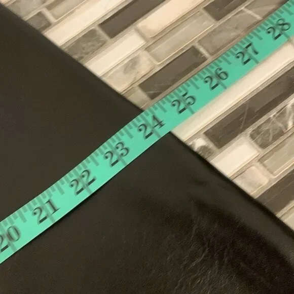 Black Pleather Pull On Pants Estimated - Picture 5 of 7